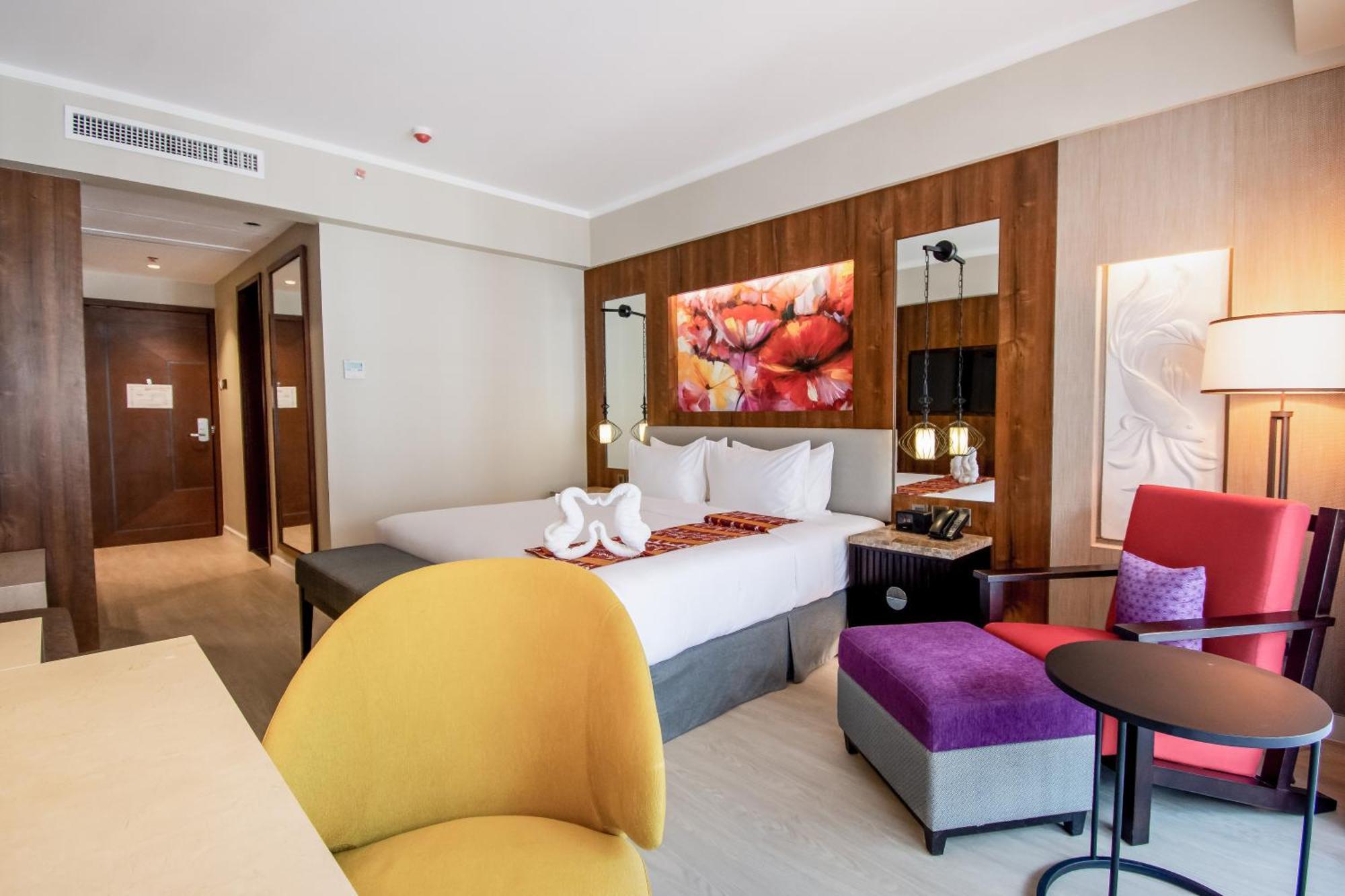 Mandarin Bay Resort And Spa Balabag  Dış mekan fotoğraf