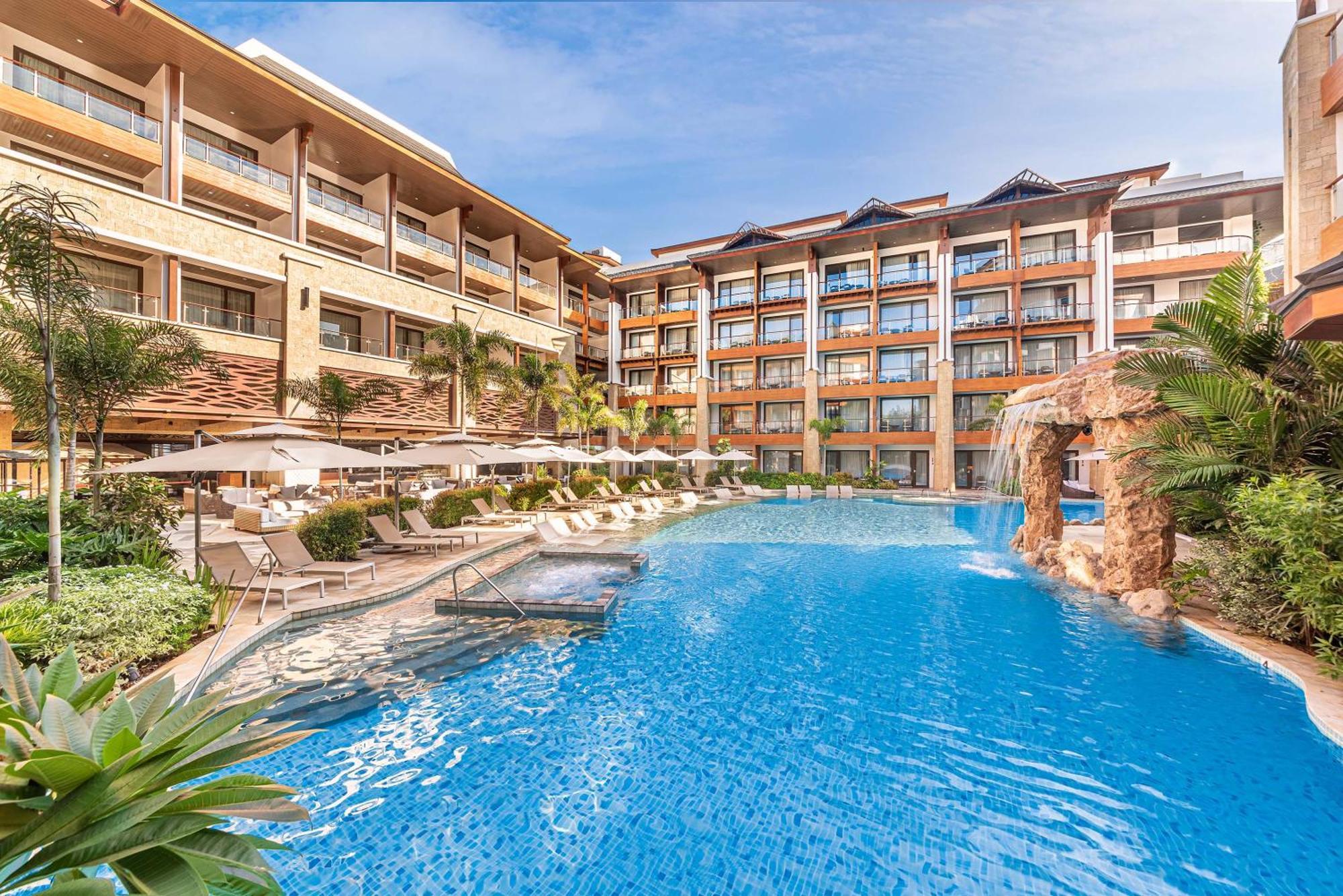 Mandarin Bay Resort And Spa Balabag  Dış mekan fotoğraf
